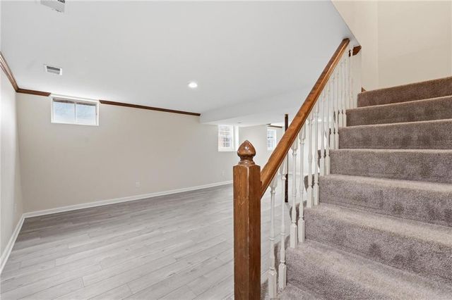 8417 W 113th Terrace, Overland Park, KS 66210