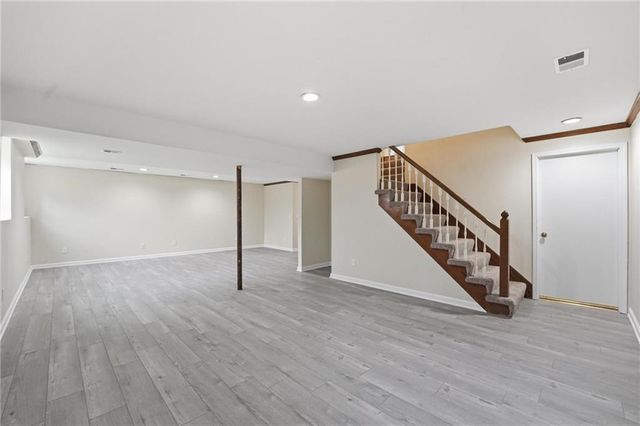 8417 W 113th Terrace, Overland Park, KS 66210