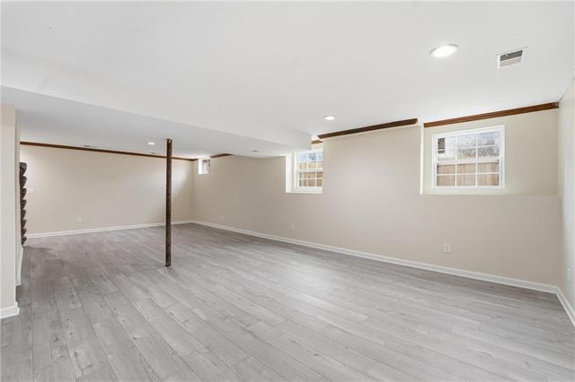 8417 W 113th Terrace, Overland Park, KS 66210