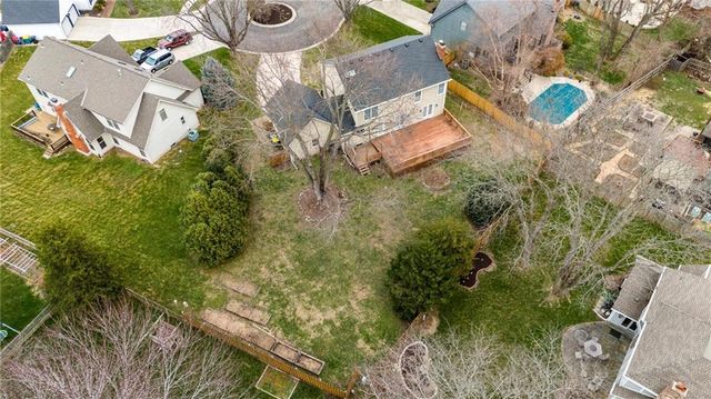 8417 W 113th Terrace, Overland Park, KS 66210