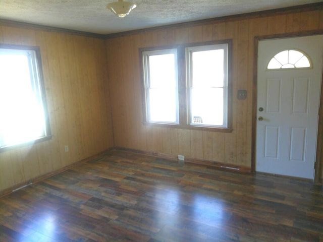 1042 Barrows Mill RD, Martinsville, VA 24112