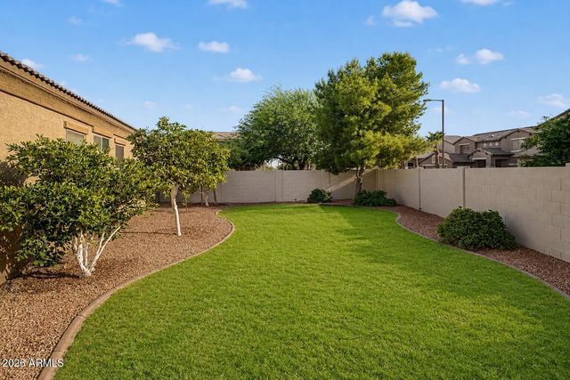 24822 W VISTA NORTE Street, Buckeye, AZ 85326