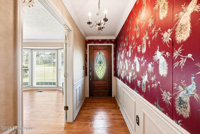 408 Hillcreek Rd, Shepherdsville, KY 40165