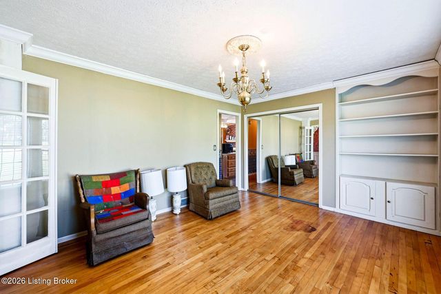 408 Hillcreek Rd, Shepherdsville, KY 40165