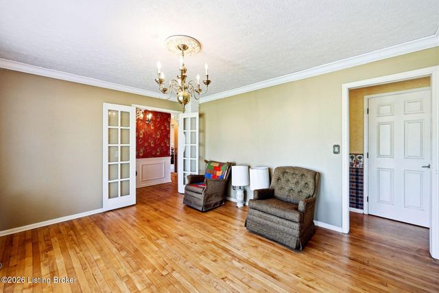 408 Hillcreek Rd, Shepherdsville, KY 40165