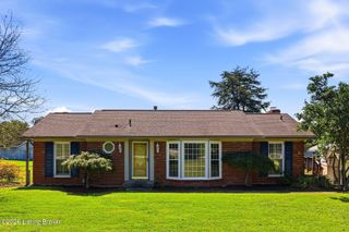 408 Hillcreek Rd, Shepherdsville, KY 40165