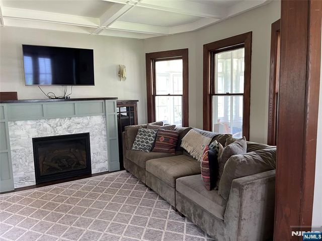 5 Saint Clair, Rutherford, NJ 07070