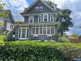 5 Saint Clair, Rutherford, NJ 07070
