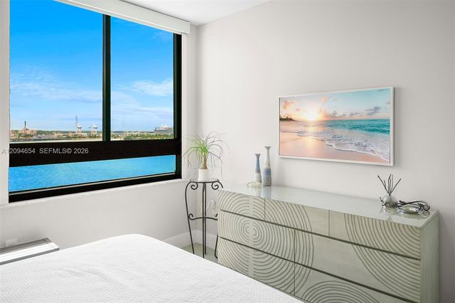 1330 West Avenue 1506, Miami Beach, FL 33139