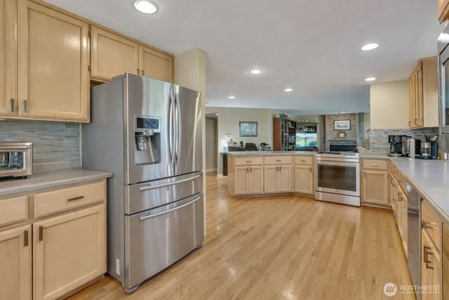 12446 NE 162nd Street, Woodinville, WA 98072