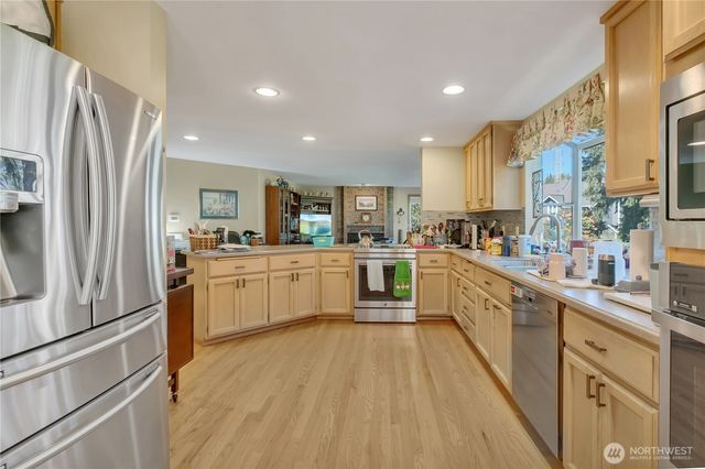 12446 NE 162nd Street, Woodinville, WA 98072