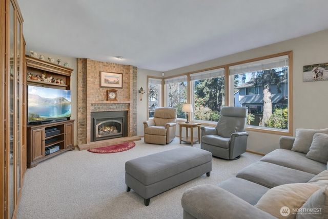 12446 NE 162nd Street, Woodinville, WA 98072