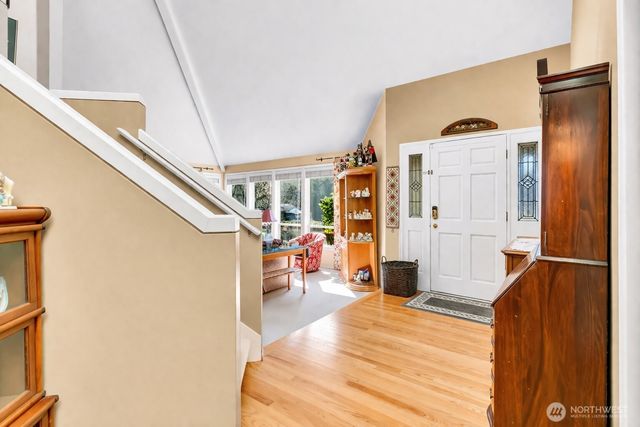 12446 NE 162nd Street, Woodinville, WA 98072