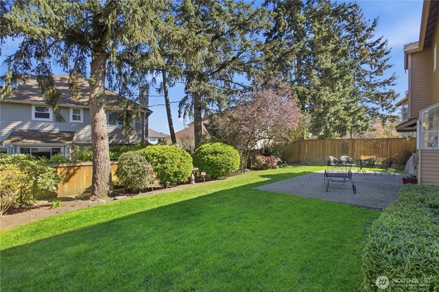 12446 NE 162nd Street, Woodinville, WA 98072