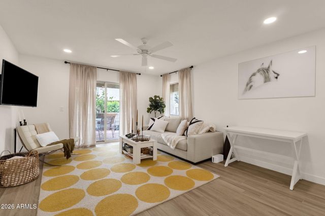 4150 E CACTUS Road 110, Phoenix, AZ 85032