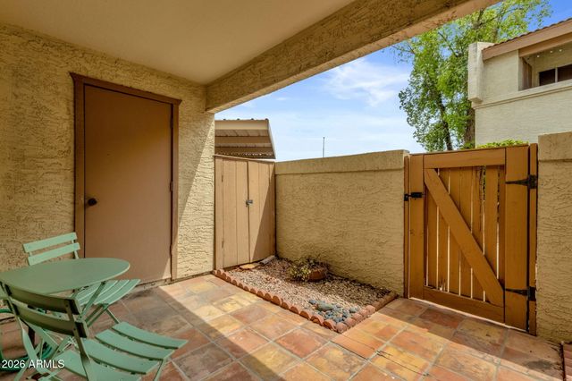4150 E CACTUS Road 110, Phoenix, AZ 85032