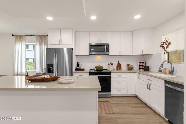 4150 E CACTUS Road 110, Phoenix, AZ 85032