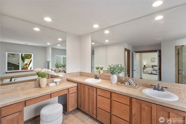 3130 171st Place SE, Bothell, WA 98012