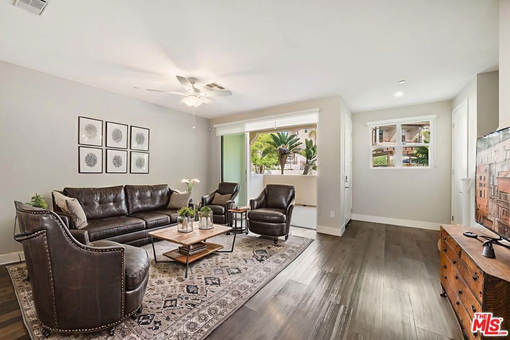 4412 Paxton Place, Calabasas, CA 91302