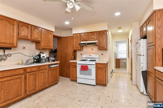 155 Lafayette Street, Newark, NJ 07105