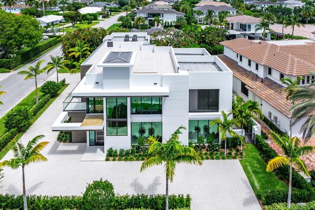 303 S Maya Palm Drive, Boca Raton, FL 33432