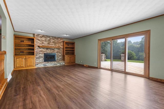 W2855 SCHMALZ CIRCLE, Appleton, WI 54915