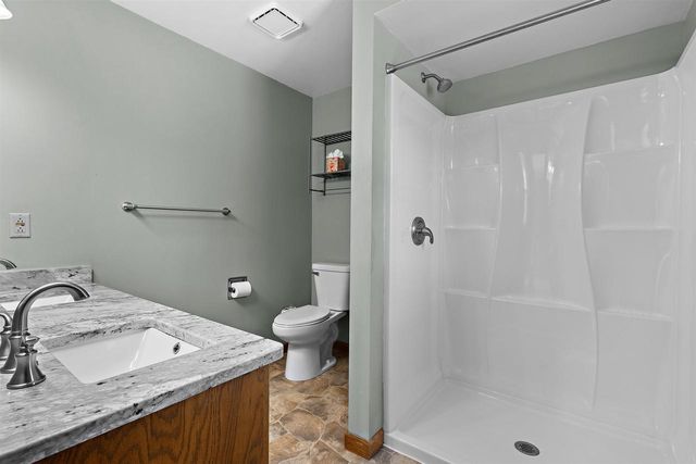 W2855 SCHMALZ CIRCLE, Appleton, WI 54915
