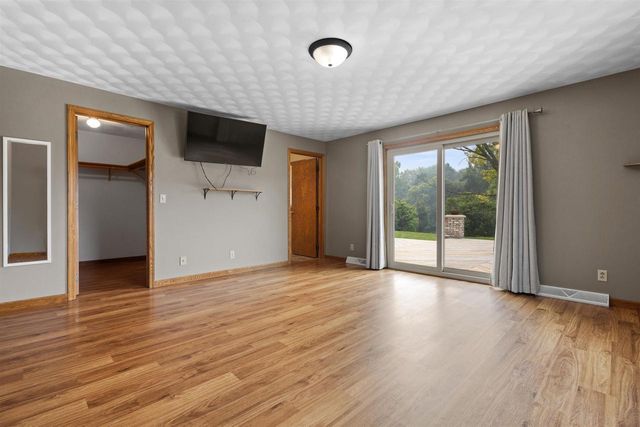 W2855 SCHMALZ CIRCLE, Appleton, WI 54915