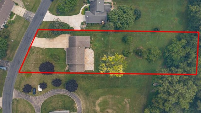 W2855 SCHMALZ CIRCLE, Appleton, WI 54915
