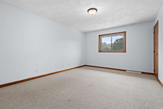 W2855 SCHMALZ CIRCLE, Appleton, WI 54915