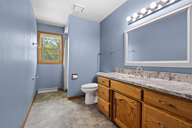 W2855 SCHMALZ CIRCLE, Appleton, WI 54915