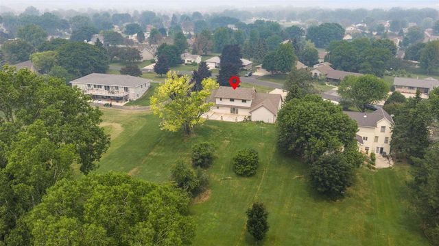 W2855 SCHMALZ CIRCLE, Appleton, WI 54915