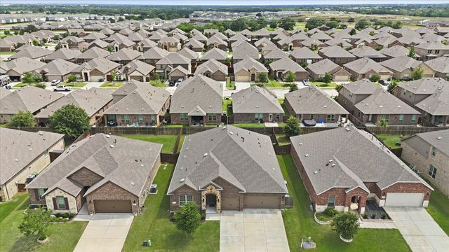 10912 Culberson Drive, Aubrey, TX 76227