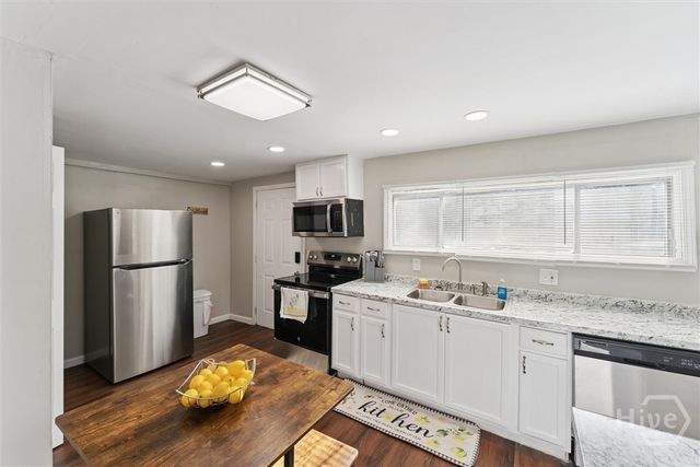 704 Lavinia Street, Savannah, GA 31415