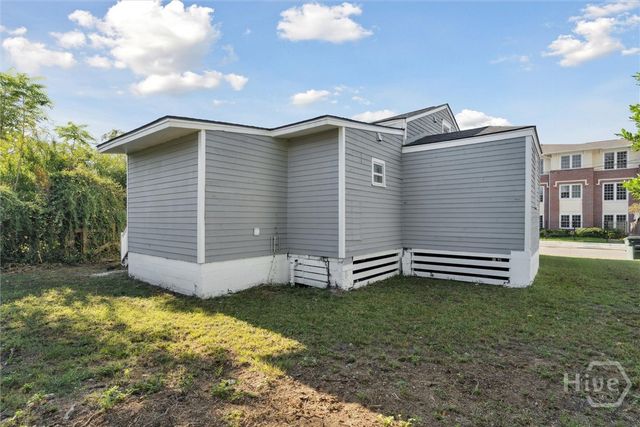 704 Lavinia Street, Savannah, GA 31415