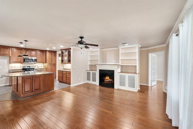 176 Seaside Drive, Gun Barrel City, TX 75156
