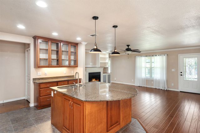 176 Seaside Drive, Gun Barrel City, TX 75156