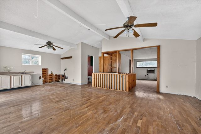 124 Seaside Drive, Gun Barrel City, TX 75156