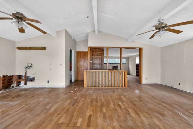 124 Seaside Drive, Gun Barrel City, TX 75156