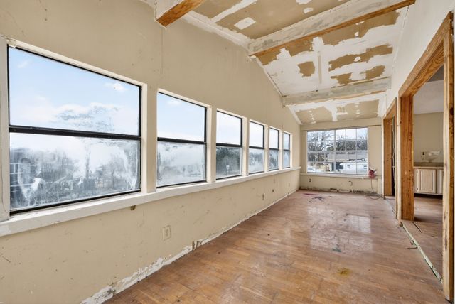 124 Seaside Drive, Gun Barrel City, TX 75156