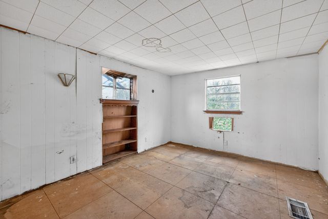 124 Seaside Drive, Gun Barrel City, TX 75156