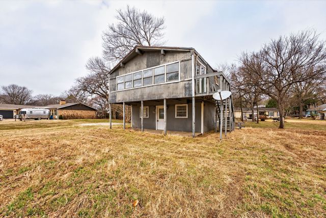 124 Seaside Drive, Gun Barrel City, TX 75156