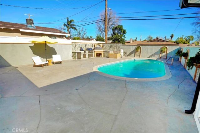 11622 Balboa Boulevard, Granada Hills, CA 91344
