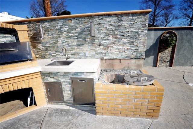 11622 Balboa Boulevard, Granada Hills, CA 91344