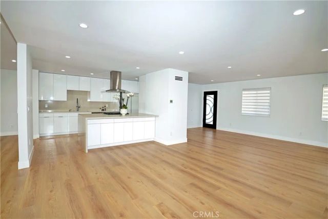 11622 Balboa Boulevard, Granada Hills, CA 91344