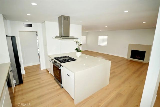 11622 Balboa Boulevard, Granada Hills, CA 91344