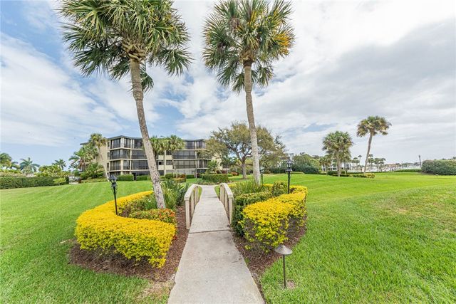 1850 Bay Road 3G, Vero Beach, FL 32963
