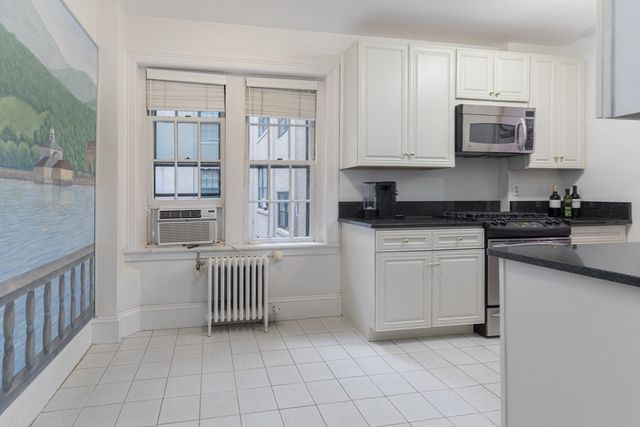 50 Commonwealth Avenue 505, Boston, MA 02116