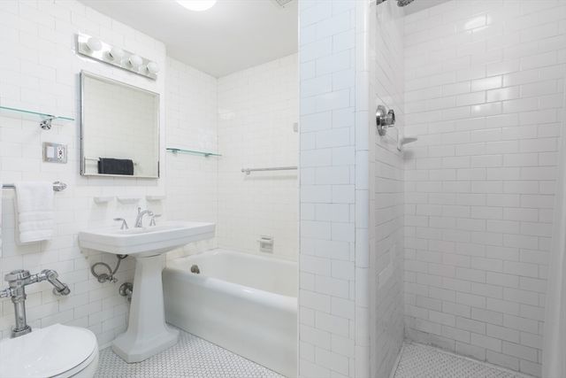 50 Commonwealth Avenue 505, Boston, MA 02116