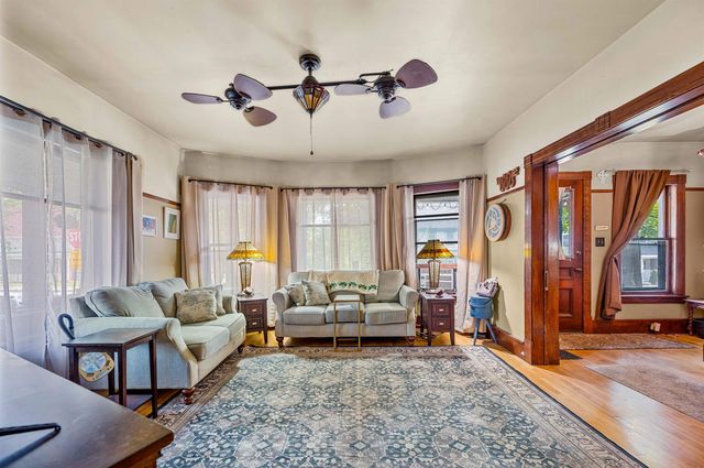 9 Brooklyn Street, Morristown, VT 05661